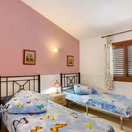 Haus Brigitte بيت للعطل